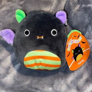 Fariq (The Bat) 4.5” Halloween Squishmallow.